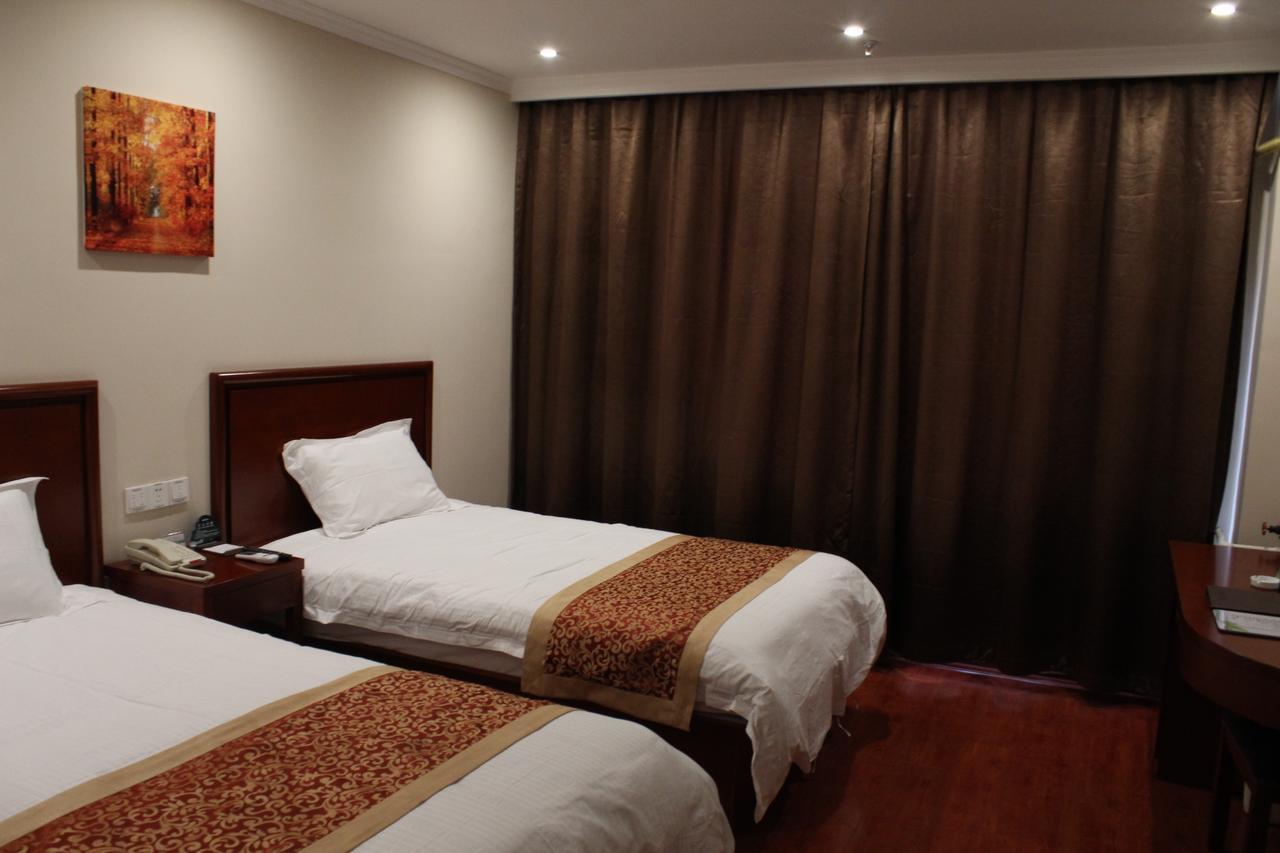 Greentree Inn Ningbo Cconvention Center East Bus Station Express Hotel Exterior photo